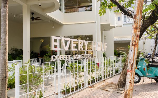 Every Half Coffee Roasters - Tống Hữu Định