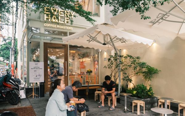 Every Half Coffee Roasters - Nguyễn Văn Thương